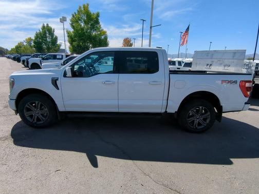 Oxford White 2023 Ford F-150 Lariat