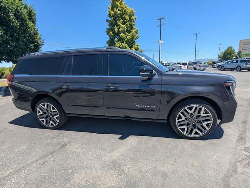 Dark Matter Gray Metallic 2026 Ford Expedition Max Platinum