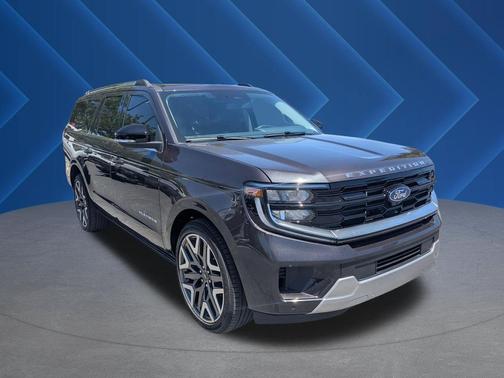 Dark Matter Gray Metallic 2026 Ford Expedition Max Platinum
