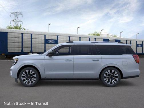 Glacier Gray Metallic Tri-Coat 2026 Ford Expedition Max Platinum