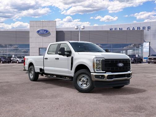 Oxford White 2027 Ford F-350 XL