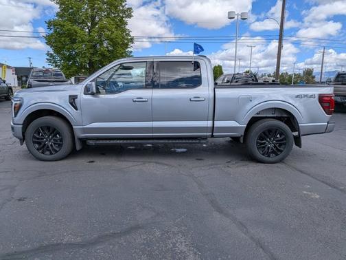 ICONIC SILVER METALLIC 2025 Ford F-150 LARIAT