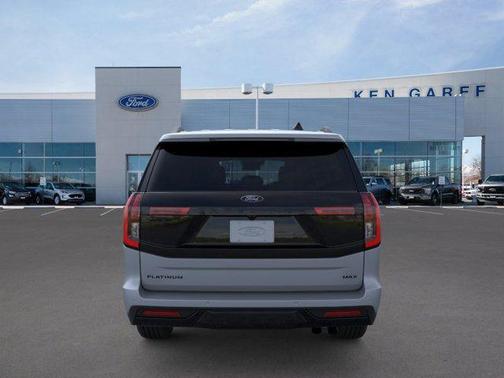 Glacier Gray Metallic Tri-Coat 2026 Ford Expedition Max Platinum
