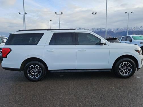 OXFORD WHITE 2024 Ford Expedition XLT