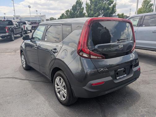 Gravity Gray 2021 Kia Soul LX
