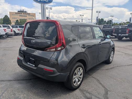 Gravity Gray 2021 Kia Soul LX