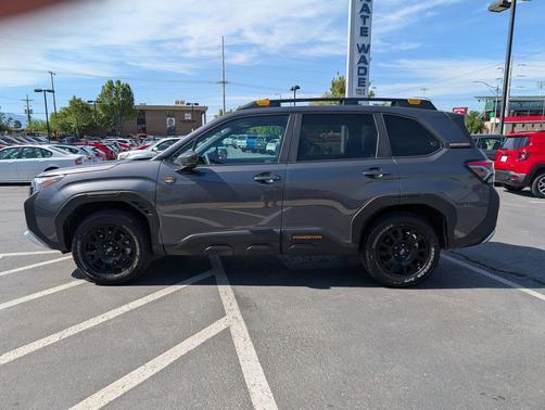 Magnetite Gray Metallic 2026 Subaru Forester Wilderness