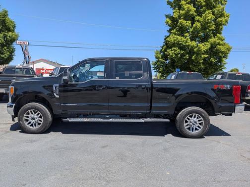 Shadow Black 2018 Ford F-350 Lariat