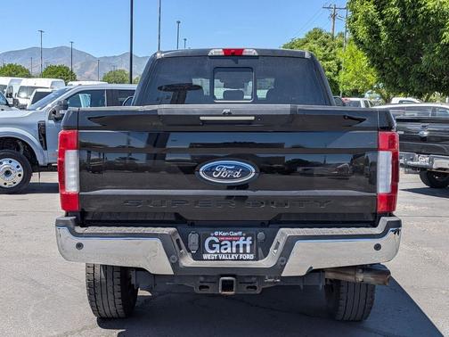 Shadow Black 2018 Ford F-350 Lariat
