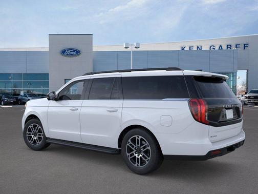 Oxford White 2026 Ford Expedition Max Active 4x4