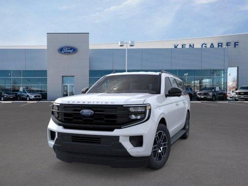 Oxford White 2026 Ford Expedition Max Active 4x4
