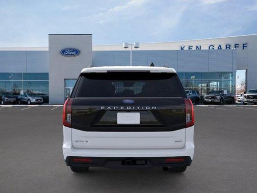 Oxford White 2026 Ford Expedition Max Active 4x4