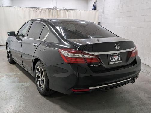 Black Sapphire Metallic 2017 Honda Accord LX