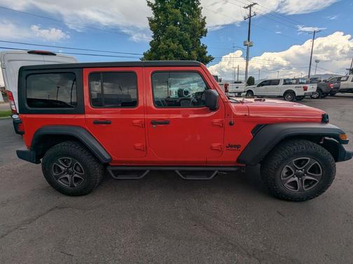 Firecracker Red Clearcoat 2022 Jeep Wrangler Unlimited Sport