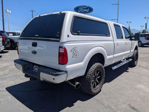 White Platinum Clearcoat Metallic 2011 Ford F-250 Lariat
