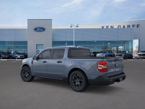 Azure Gray Metallic Tri-Coat 2026 Ford Maverick XLT