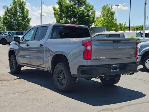 Satin Steel Metallic 2021 Chevrolet Silverado 1500 LT Trail Boss