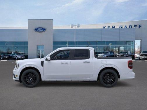 Space White Metallic 2026 Ford Maverick Lobo High