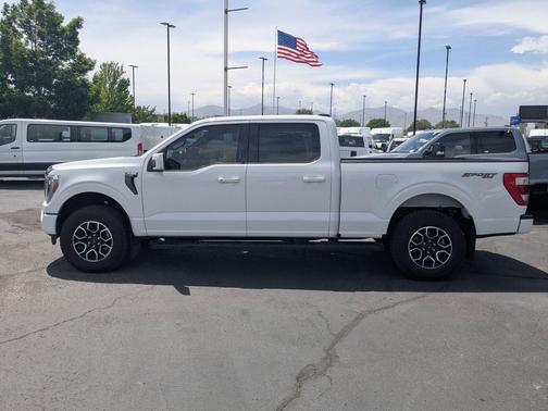 Oxford White 2023 Ford F-150 Lariat