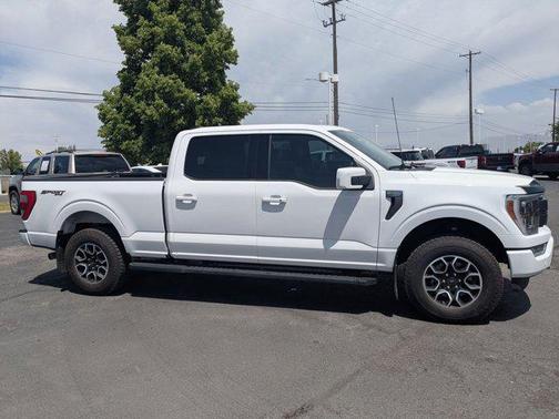 Oxford White 2023 Ford F-150 Lariat