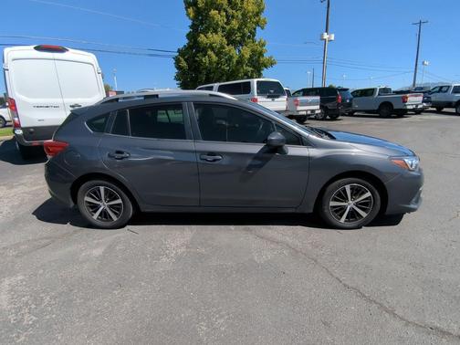 Magnetite Gray Metallic 2020 Subaru Impreza 2.0i Premium