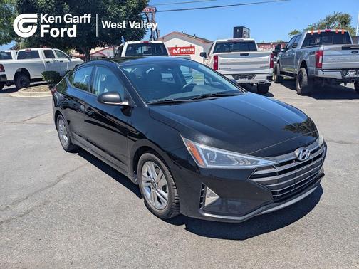 Phantom Black 2020 Hyundai ELANTRA SEL