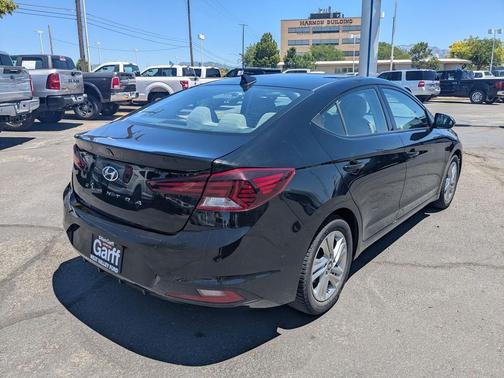 Phantom Black 2020 Hyundai ELANTRA SEL