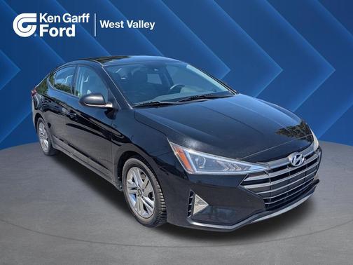 Phantom Black 2020 Hyundai ELANTRA SEL