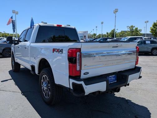 STAR WHITE METALLIC 2026 Ford F-350 PLATINUM