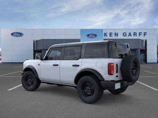 Oxford White 2026 Ford Bronco Big Bend
