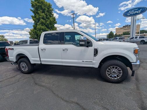 White Metallic 2020 Ford F-350 Lariat