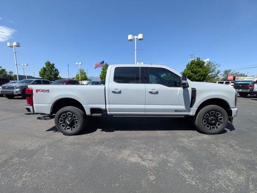 AVALANCHE 2026 Ford F-350 SUPER DUTY