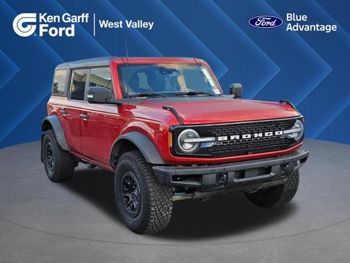 HOT PEPPER RED MET TINT CC 2024 Ford Bronco WILDTRAK