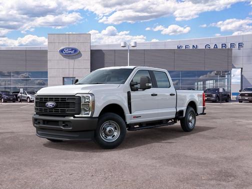 Oxford White 2027 Ford F-250 XL