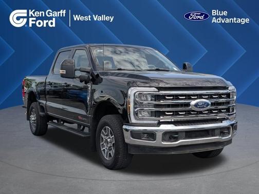 AGATE BLACK 2025 Ford F-350 LARIAT SUPER DUTY