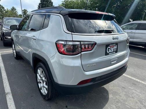 Bright White Clearcoat 2025 Jeep Compass Limited