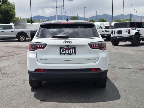Bright White Clearcoat 2025 Jeep Compass Limited