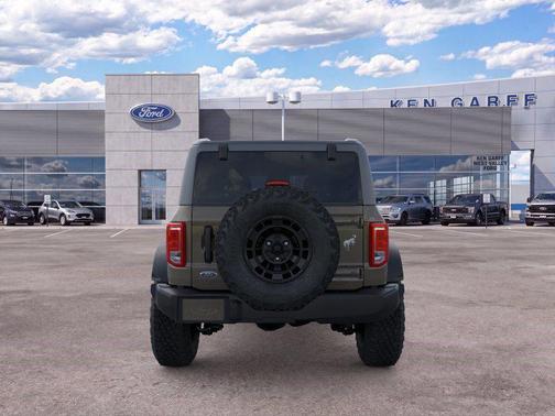 Marsh Gray 2026 Ford Bronco Base