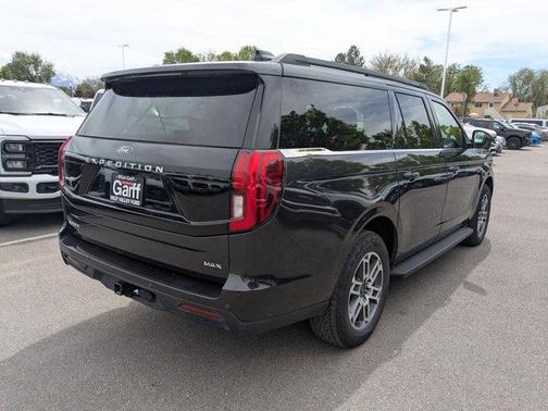 Dark Matter Gray Metallic 2025 Ford Expedition Max Active 4x4