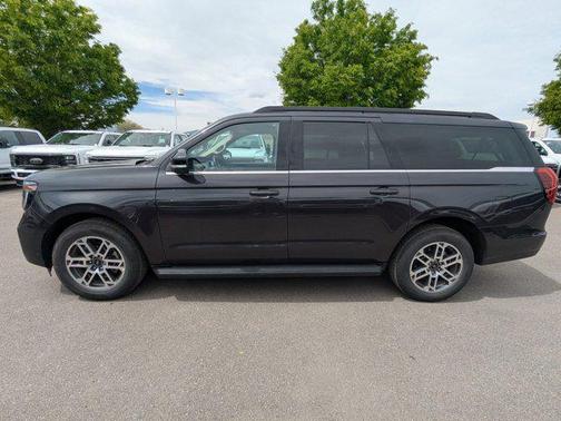 Dark Matter Gray Metallic 2025 Ford Expedition Max Active 4x4