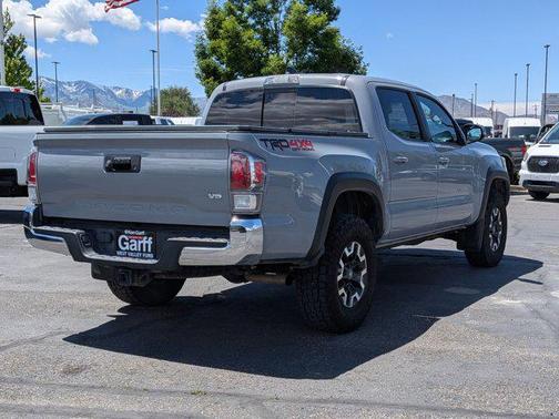 Cement 2020 Toyota Tacoma SR5