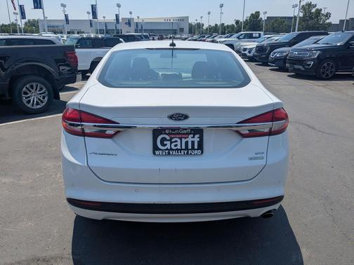 Oxford White 2017 Ford Fusion SE