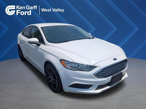 Oxford White 2017 Ford Fusion SE