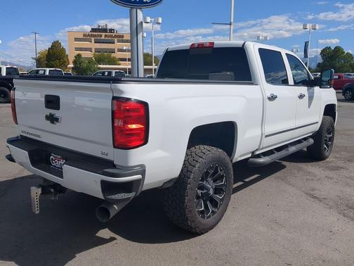 Summit White 2018 Chevrolet Silverado 3500 LTZ