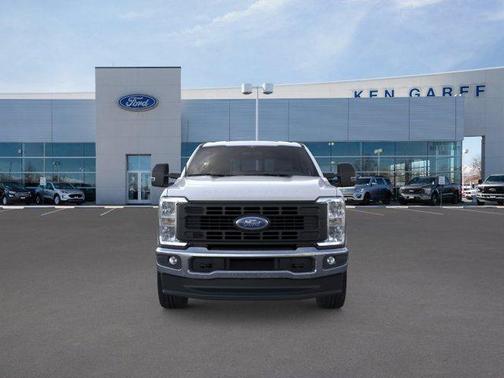 Oxford White 2026 Ford F-350 XL