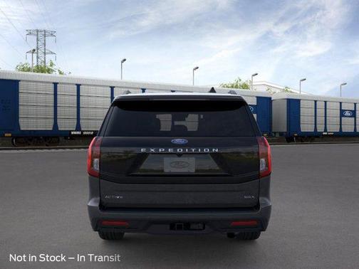 Dark Matter Gray Metallic 2026 Ford Expedition Max Active 4x4