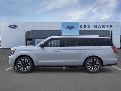 Glacier Gray Metallic Tri-Coat 2026 Ford Expedition Max Platinum