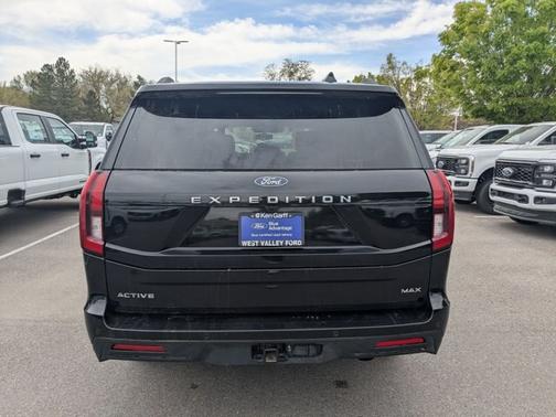 AGATE BLACK METALLIC 2025 Ford Expedition ACTIVE