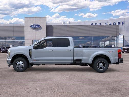 Glacier Gray Metallic TriCoat 2026 Ford F-350 Lariat