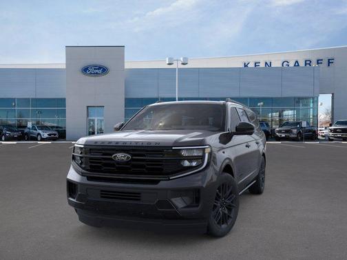 Dark Matter Gray Metallic 2026 Ford Expedition Max Platinum